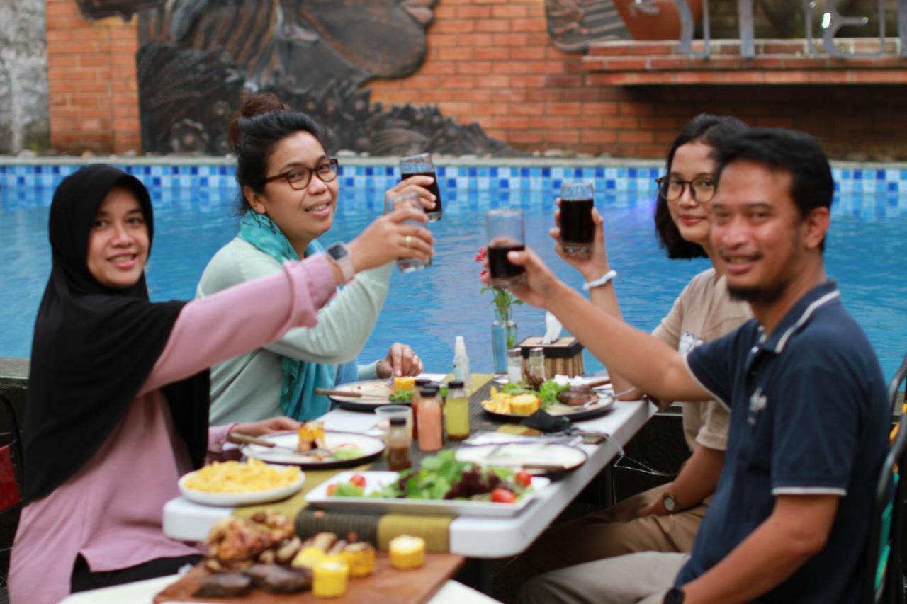 The Satu Stay Kayen Kejayan Ngoại thất bức ảnh
